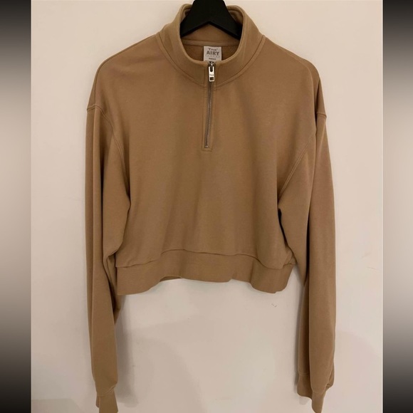 Sweaters - Aritzia TNA airy fleece perfect cropped half-zip sweater